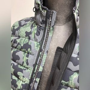 MOOSE KNUCKLES
Marsoui Green Camouflage Jacket